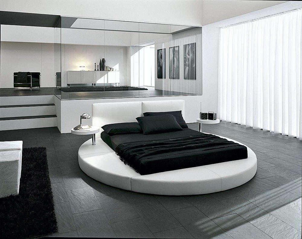 Белая кровать для роскошной спальни